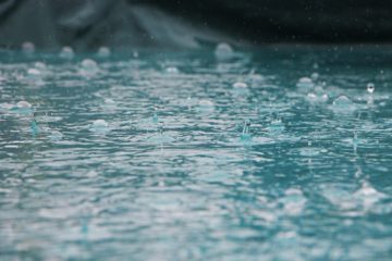 【プロが解説】屋根雨漏りの原因と解決策はこれ!